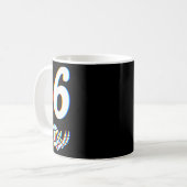 Nummer 6 passend zu 67 Meme Skeletthand Halloween Kaffeetasse (Vorderseite Links)