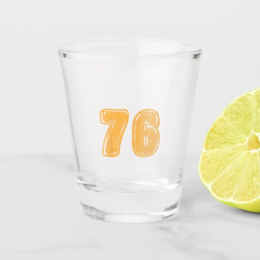 Nummer 76 auf der Vorderseite groß fett 76 Team Gr Schnapsglas (Vorderseite)