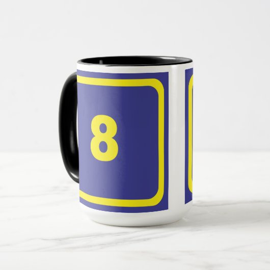 Nummer 8 tasse (Vorderseite Links)