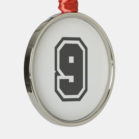 Nummer 9 silbernes ornament (Rechts)
