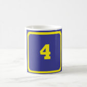 Nummer vier kaffeetasse (Mittel)