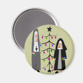 Nun Geschenke "Decoration the Christmas Tree" Magnet (Vorderseite/Rückseite)