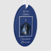 Nun Weihnachts Segen Manger on Blue Ornament (Vorderseite)