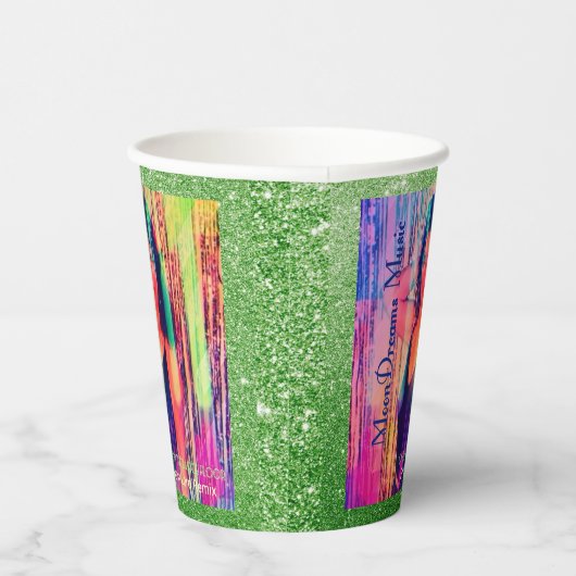 Nur auf der Dance Floor Remix Pappbecher (Rechts)