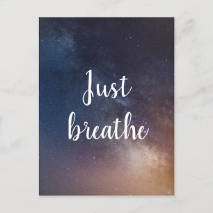 NUR BREATHE - Night Sky Zitat Postkarte