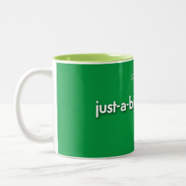 nur-ein-bisschen-Ärger! - weiß auf grün Zweifarbige Tasse