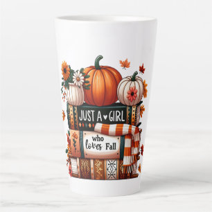 Nur ein buchhaltiges Mädchen, das Lieben fallen lä Milchtasse