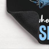 Nur ein Junge, der Angeln liebt Mousepad (Ecke)