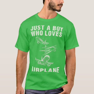 Nur ein Junge, der Flugzeug liebt T-Shirt