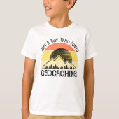 Nur ein Junge, der Geocaching-Lieben T-Shirt (Vorderseite)