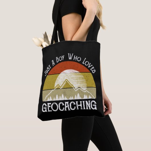 Nur ein Junge, der Geocaching-Lieben Tasche (Von Nahem)