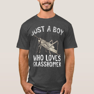 Nur ein Junge, der Heuschrecken liebt T-Shirt