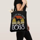 Nur ein Junge, der Hunde liebt Tasche (Von Nahem)