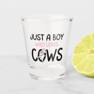 Nur ein Junge, der Kühe liebt Süße Kuhfarm Schnapsglas