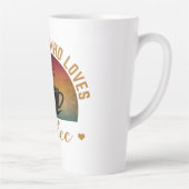 NUR EIN JUNGE, DER LIEBEN KAFFEE. MILCHTASSE (Rechts)