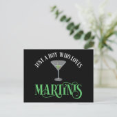 Nur ein Junge, der Martinis liebt Postkarte (Stehend Vorderseite)