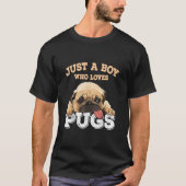 Nur ein Junge, der Mops Liebe T-Shirt (Vorderseite)