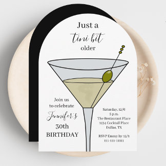 Nur ein kleines bisschen älter Martini Geburtstags Einladung