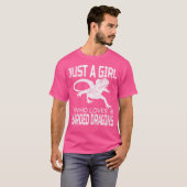 Nur ein Mädchen, das bärtige Drachen Liebe T-Shirt (Vorne ganz)