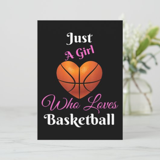 Nur ein Mädchen, das Basketball Lieben Einladung (Stehend Vorderseite)