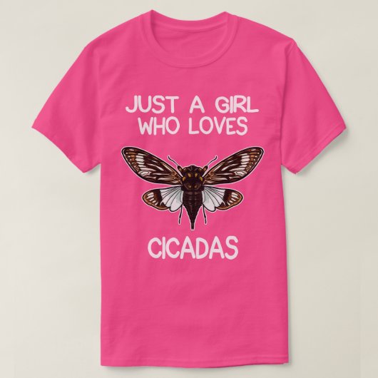 Nur ein Mädchen, das Cicadas Lieben T-Shirt (Design vorne)