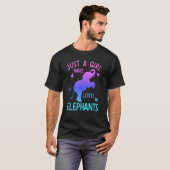 NUR EIN MÄDCHEN, DAS DIE LIEBE HAT, Elephanten Gra T-Shirt (Vorne ganz)
