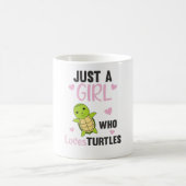 Nur ein Mädchen, das die Schildkröten Liebe Kaffeetasse (Mittel)