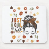 Nur ein Mädchen, das einen Fall Liebe Mousepad (Vorne)