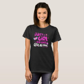 Nur ein Mädchen, das Geocaching Lieben T-Shirt (Vorne ganz)