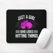 Nur ein Mädchen, das gerne auf Dinge einschlägt Fr Mousepad (Mit Mouse)