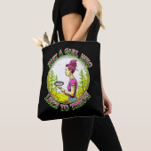 Nur ein Mädchen, das gerne wirft | Disk Golf Tasche (Von Nahem)