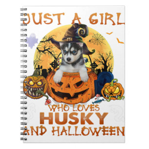 Nur ein Mädchen, das Husky und Halloween Husky Lie Notizblock