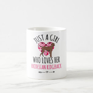 Nur ein Mädchen, das ihr rhodesisches Ridgeback Kaffeetasse