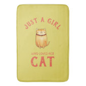 Nur ein Mädchen, das ihre Katze Liebe Badematte (Vorderseite Vertikal)