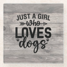 Nur ein Mädchen, das ihren Hund-Untersetzer Liebe