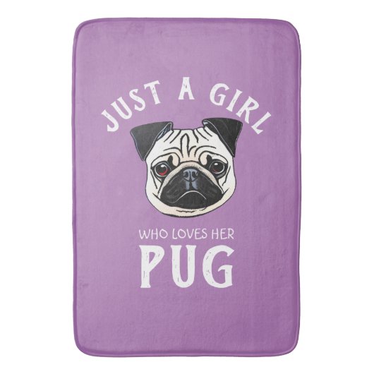 Nur ein Mädchen, das ihren Mops Liebe Badematte (Vorderseite Vertikal)