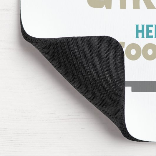 Nur ein Mädchen, das ihren Roller Liebe Mousepad (Ecke)