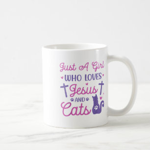 Nur ein Mädchen, das Katzen und ein frisches Tier  Kaffeetasse