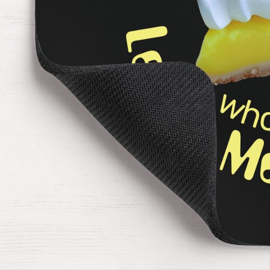 Nur ein Mädchen, das Liebe Zitrone Meringue-Pie Mousepad (Ecke)