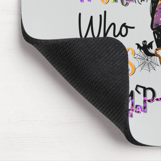 Nur ein Mädchen, das Lieben Camp-o-ween | Hallowee Mousepad (Ecke)