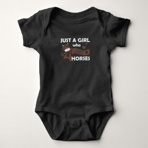 Nur ein Mädchen, das Lieben Pferde süße Pony Baby Strampler