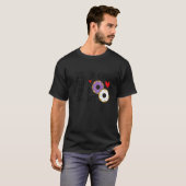 Nur ein Mädchen, das Lieben spendet T-Shirt (Vorne ganz)