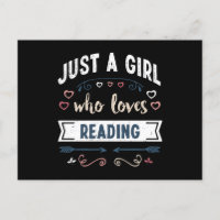 Nur ein Mädchen, das lustige Geschenke zum Lesen l
