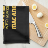 Nur ein Mädchen, das Mac und Käse Liebe Geschirrtuch (Viertel Falte)