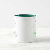 Nur ein Mädchen, das Martinis liebt Tasse (Zentrum)