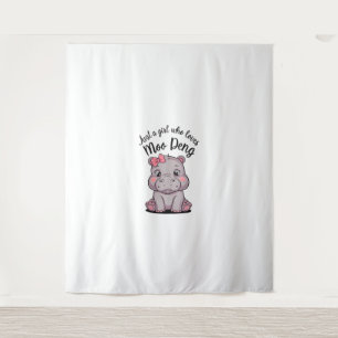 Nur ein Mädchen, das Moo Deng Baby Hippos Liebe Wandteppich