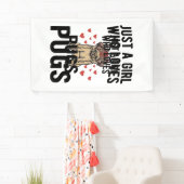 Nur ein Mädchen, das Mops-Oldtimer-Hunde-Shirt-Des Banner (Insitu)