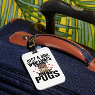 Nur ein Mädchen, das Mops-Oldtimer-Hunde-Shirt-Des Gepäckanhänger