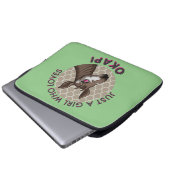 Nur ein Mädchen, das Okapi Lieben, Okapi Obsession Laptopschutzhülle (Vorne Knopf)