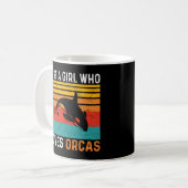 Nur ein Mädchen, das Orcas 2024 Liebe Kaffeetasse (Vorderseite Links)